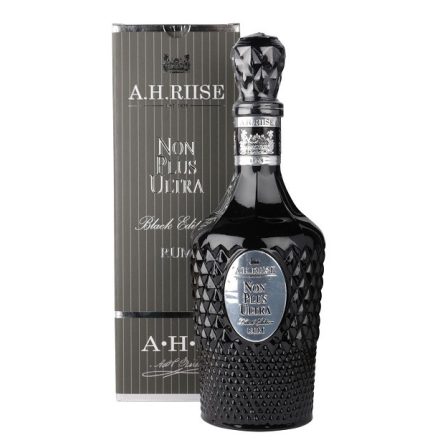 A.H.Riise Non Plus Ultra Black Edition rum 42% pdd.