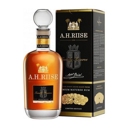 A.H.Riise Old St. Croix FAMILY Reserve 0,7l 42% pdd