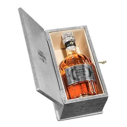 Francoli Scrigno d Argento Grappa 25 mesi, 40% fa dd.(ezüst színű)