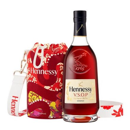 Hennessy VSOP 0,7 40% + táska